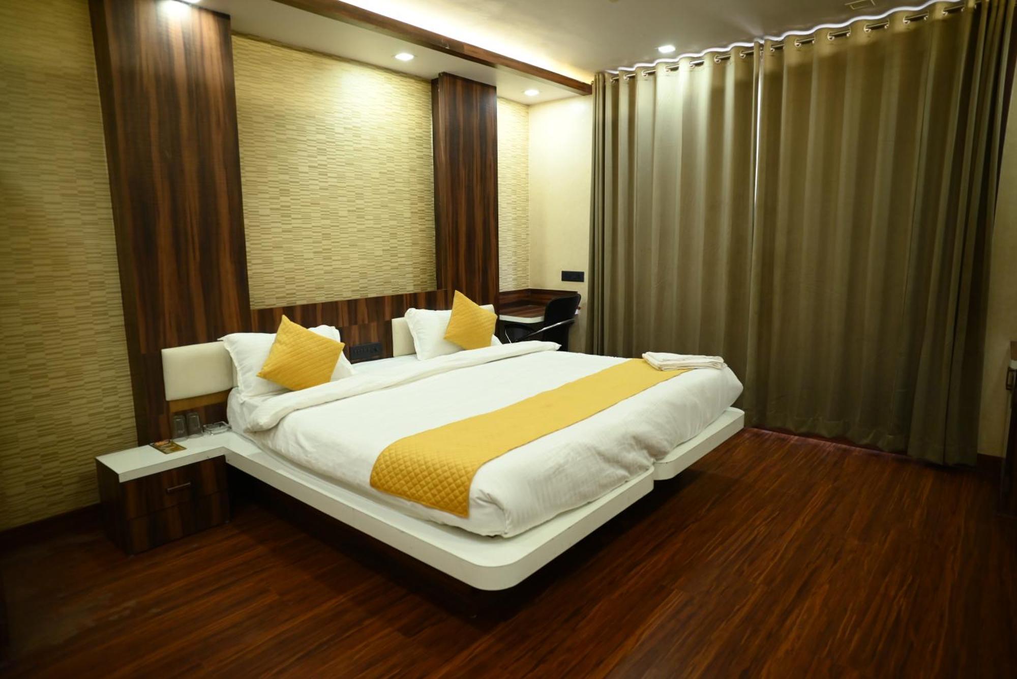 Kings Inn Hotel Ranchi Bagian luar foto